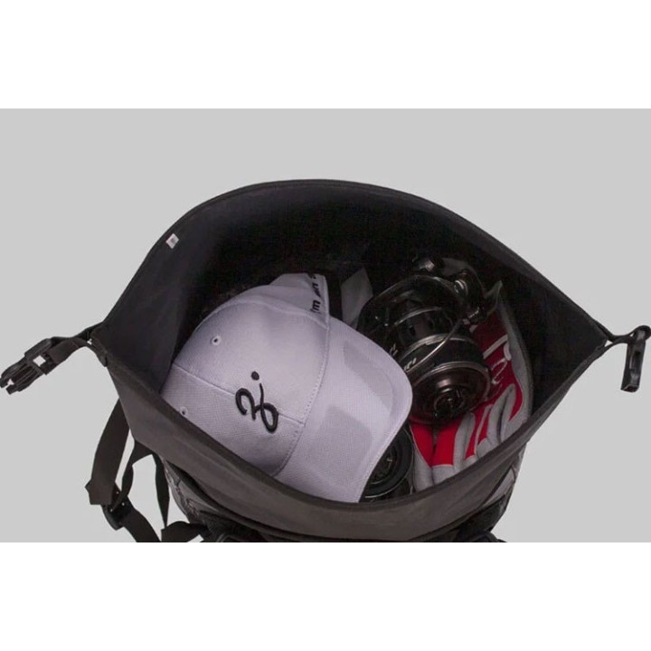 ZENAQ FIELD BAG